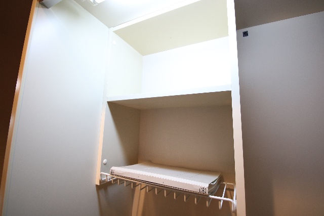 キッチン　※別号室のお写真のため現況優先