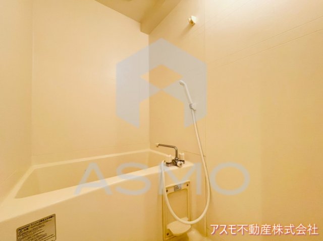 バス・シャワールーム　同マンション別部屋参考写真