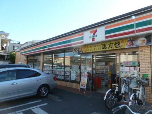コンビニ　セブンイレブン 杉並桃井4丁目店（コンビニ）まで493m