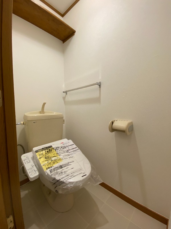 トイレ　別号室