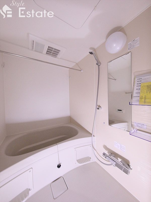 バス・シャワールーム　同仕様内装