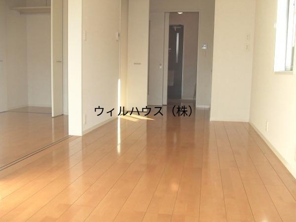 居室・リビング　広々リビング