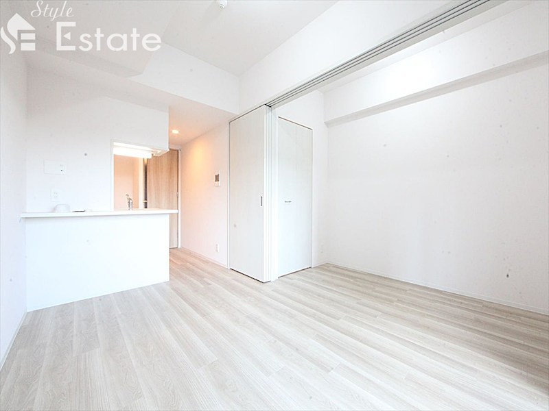 居室・リビング　内装