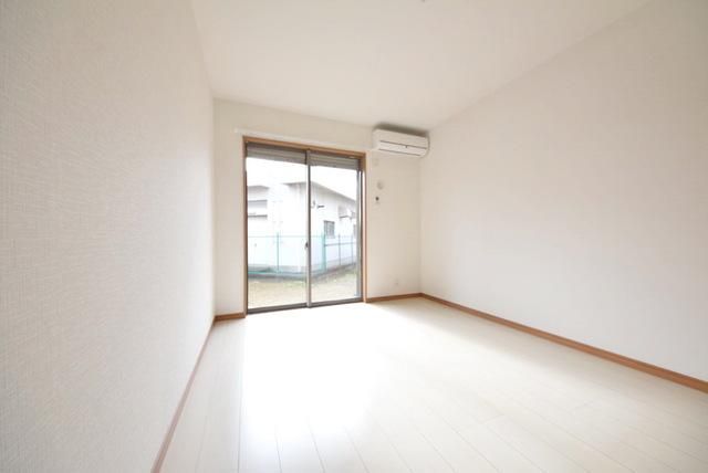 その他部屋・スペース　日当たり良好な明るいお部屋