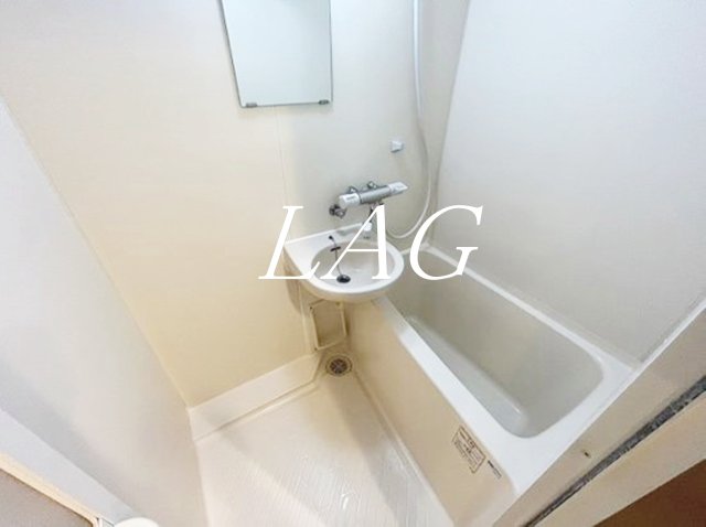 バス・シャワールーム　お風呂です。