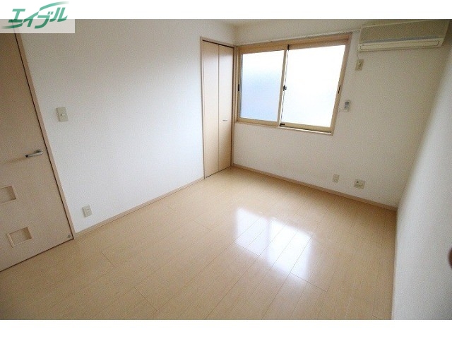 その他部屋・スペース　寝室