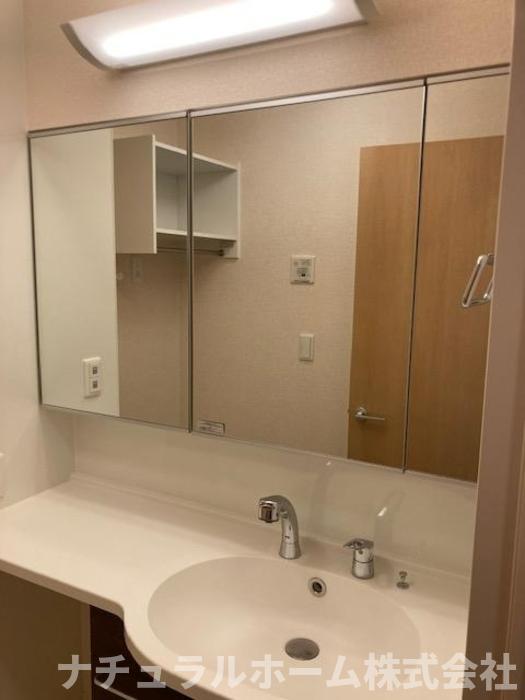 洗面設備　洗髪洗面化粧台