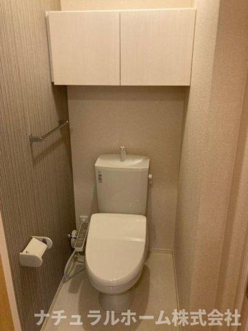 トイレ　トイレ 温水洗浄暖房便座付き