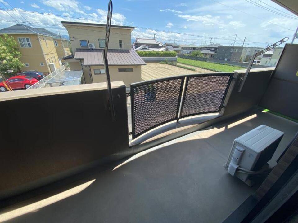 バルコニー　バルコニー