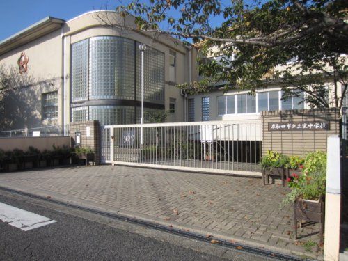 中学校　土生中学校（中学校）まで1296m