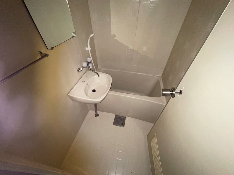 バス・シャワールーム　※別のお部屋のお写真です。御参考までに。