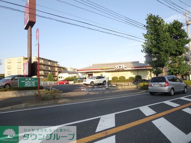 飲食店　ガスト川崎生田店（飲食店）まで400m