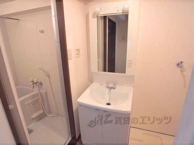 洗面設備　独立洗面台