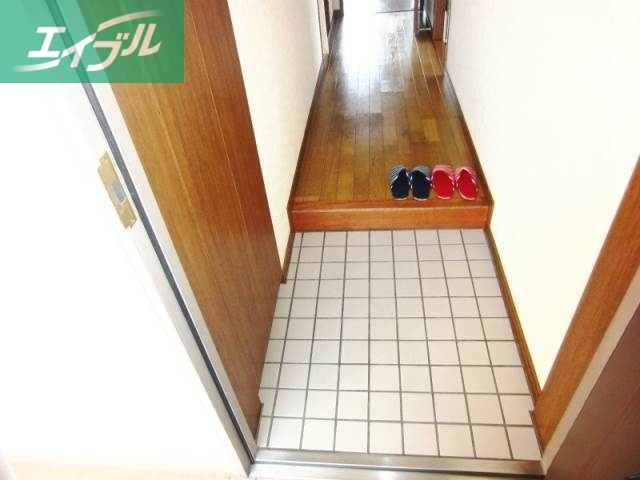 玄関　シューズボックス