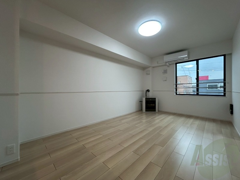 居室・リビング　広くてキレイなお部屋が広がっていて、充実した生活が送れそう。