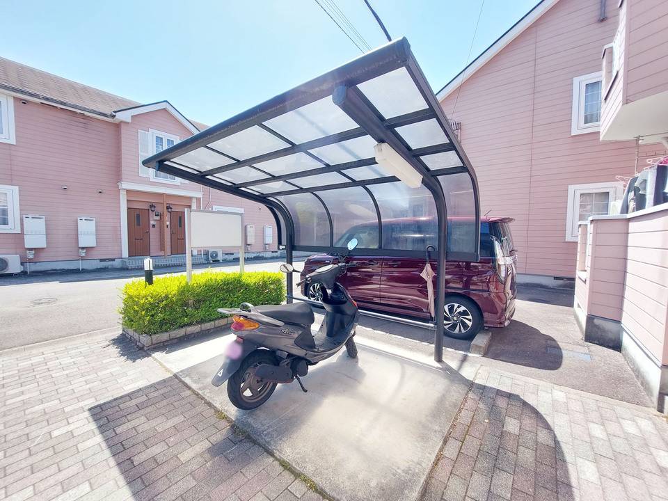 駐車場　駐輪場