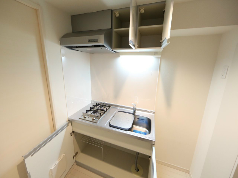 キッチン　システムキッチン（ガス2口）冷蔵庫・レンジ等ご準備できます