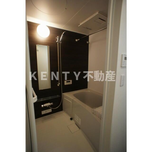 バス・シャワールーム　ゆったり過ごせるお風呂です