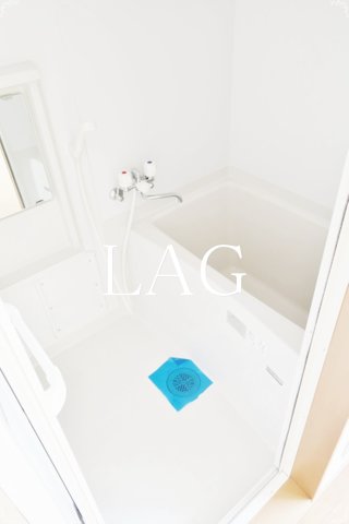 バス・シャワールーム　お風呂です。