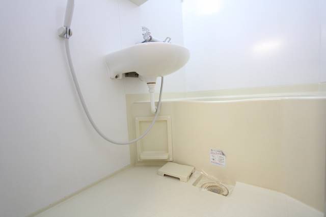 バス・シャワールーム　清潔なバスルーム。