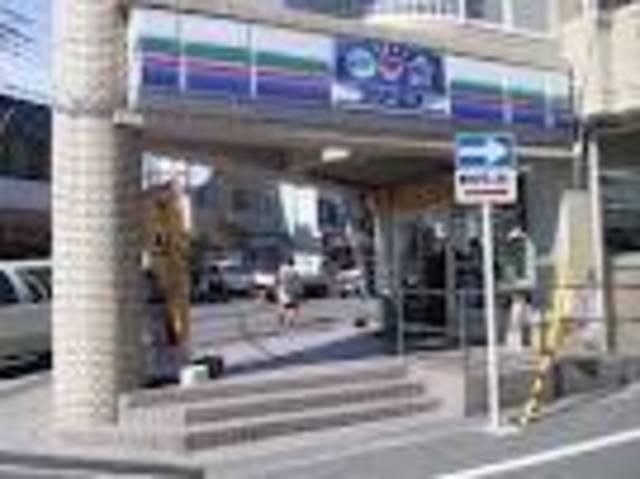 コンビニ　コンビニ（コンビニ）まで500m