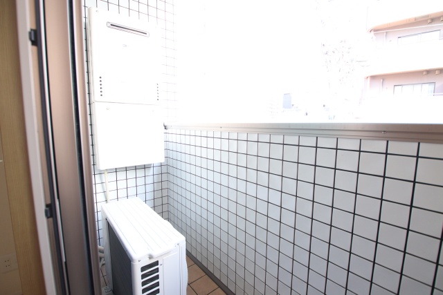 バルコニー　※別室の参考写真の為、現況優先です。