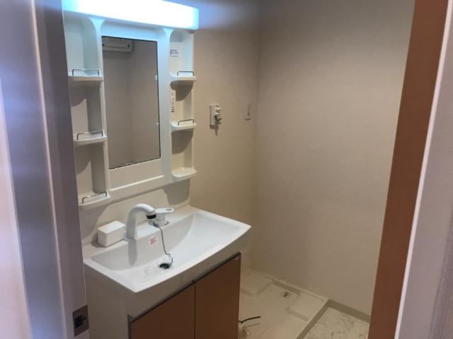 洗面設備　洗面化粧台