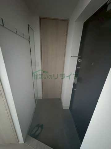 玄関　別部屋の参考写真です。