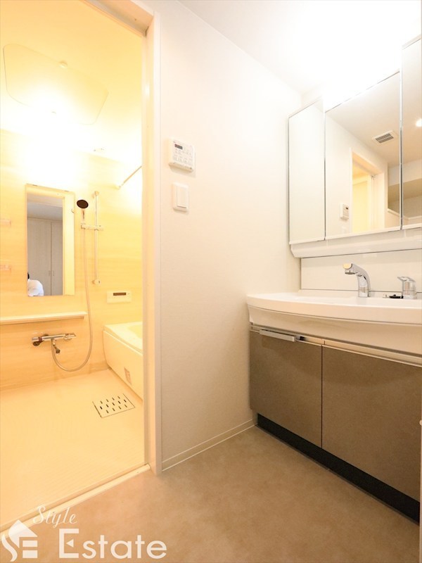 洗面設備　同仕様画像