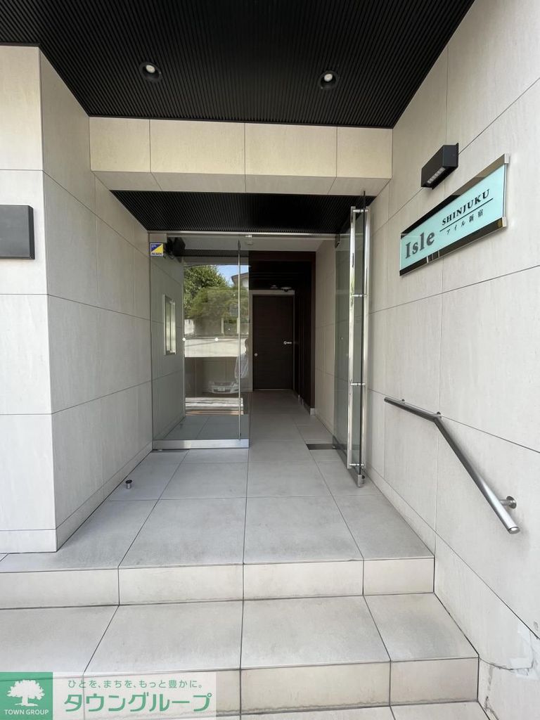 エントランス　エントランス