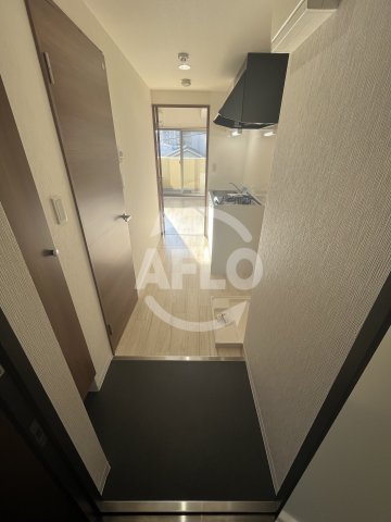 玄関　リアーレ北田辺　玄関