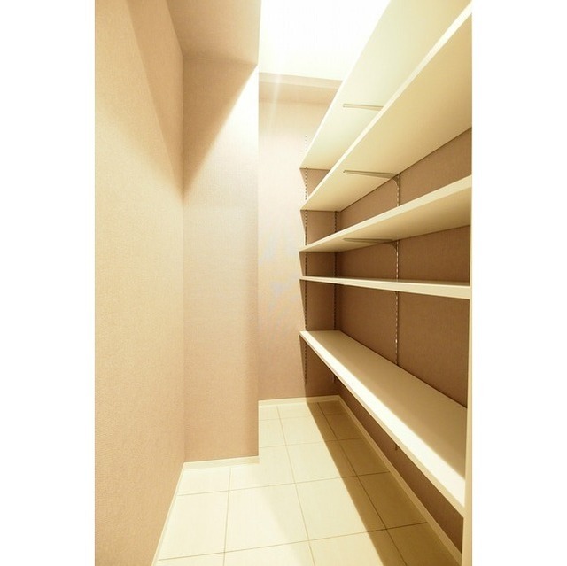 収納　シューズクローゼット