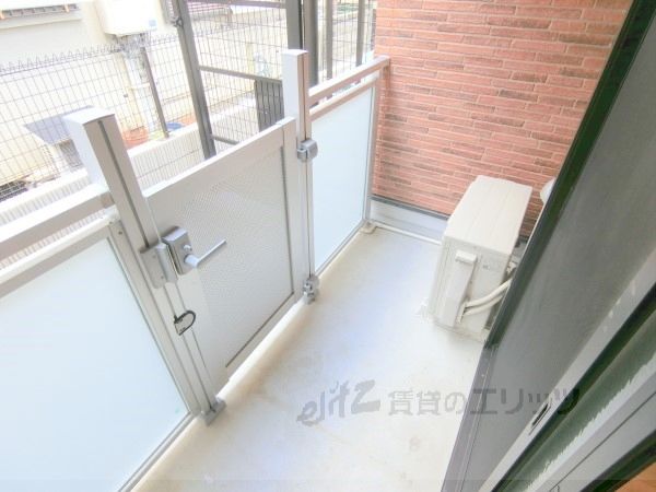 バルコニー　ベランダ