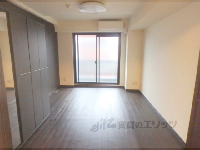 居室・リビング　洋室