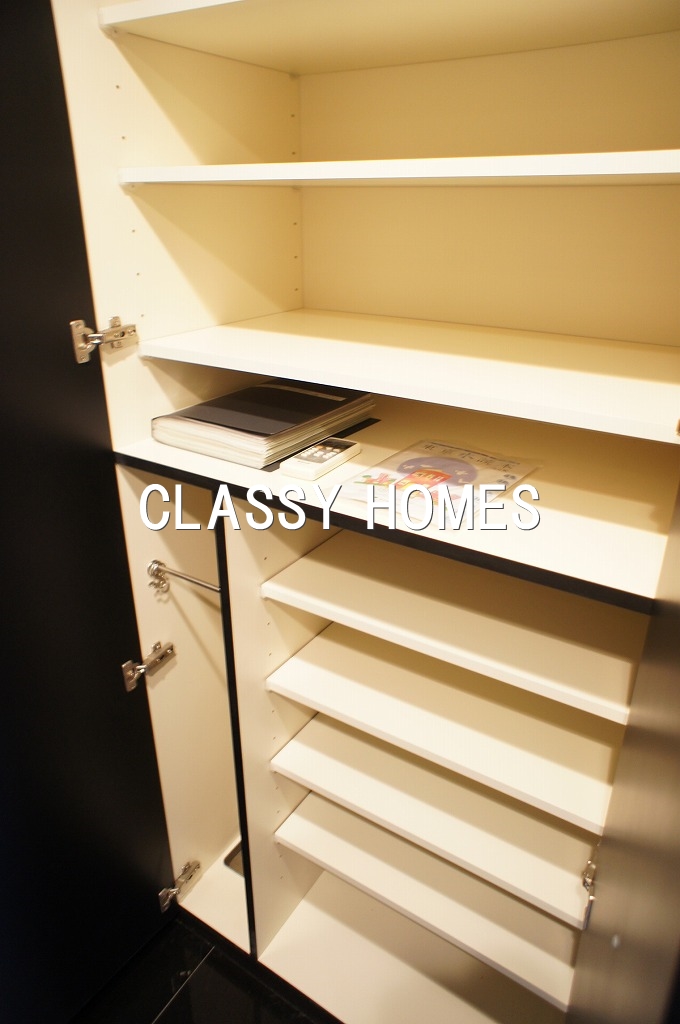 玄関　2006年7月竣工　LaSante品川シーサイドIII：玄関