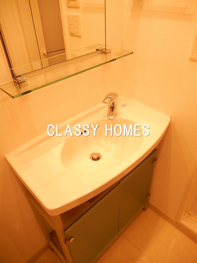 洗面設備　2006年7月竣工　LaSante品川シーサイドIII：洗面台