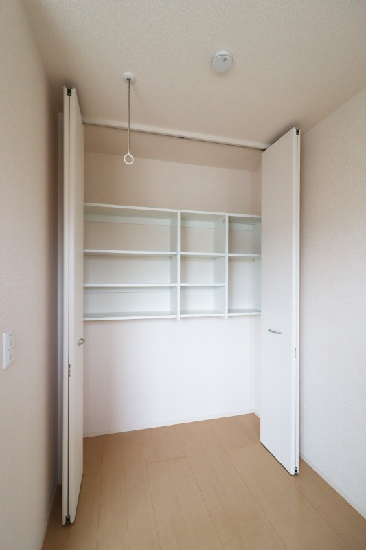 収納　図面と現状に相違がある場合には現状を優先