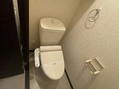 トイレ　備品や設備仕様は号室等により異なるため現地をご確認ください。