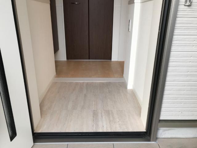 玄関　玄関