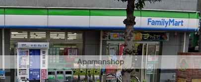 コンビニ　ファミリーマート（コンビニ）まで162m
