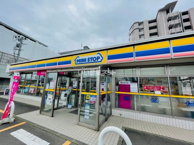 コンビニ　ミニストップ　名取せきのした店（コンビニ）まで643m