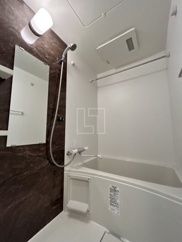 バス・シャワールーム　アドバンス上町台シュタット　バスルーム