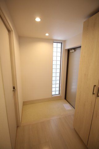 玄関　リブリ・グラン関口　文京区関口1