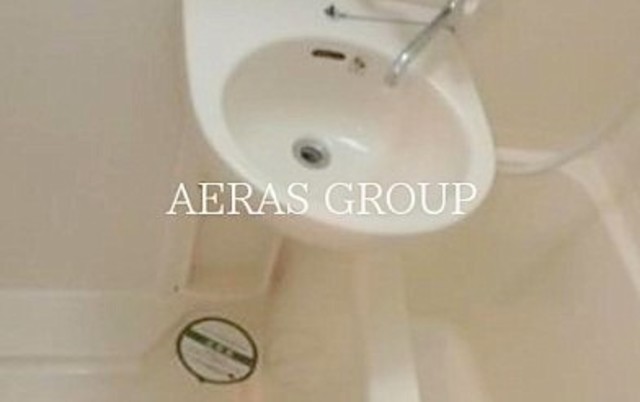 洗面設備　同仕様　参考写真