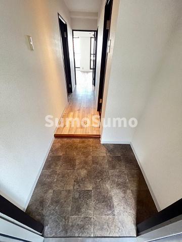 玄関　落ち着いた玄関です