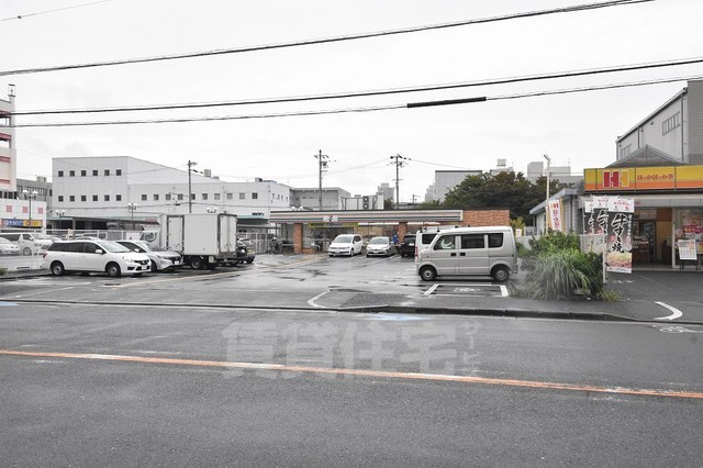 コンビニ　セブンイレブン　東大阪長田中3丁目店（コンビニ）まで574m