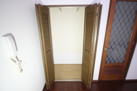 収納　※別号室の写真です