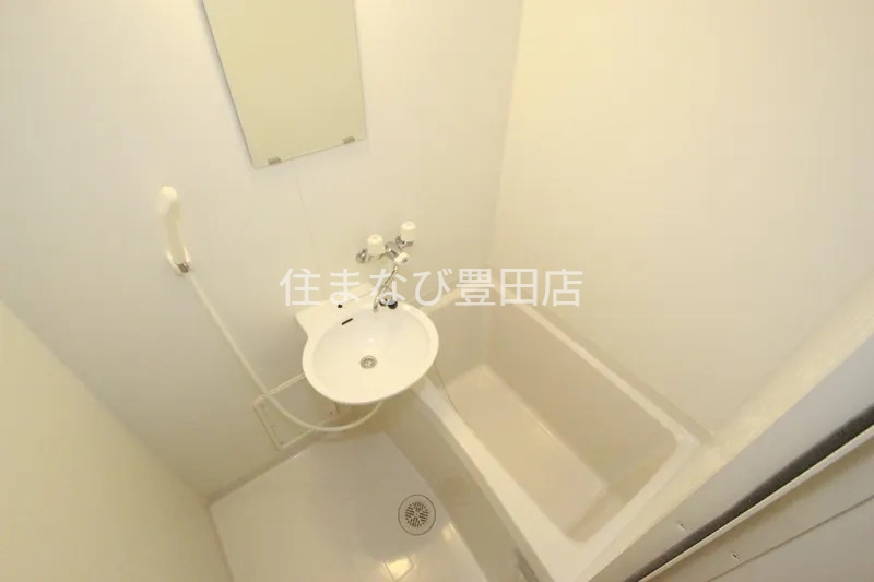 バス・シャワールーム　同型タイプ