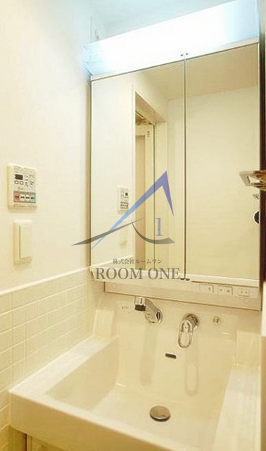 洗面設備　洗面台です。