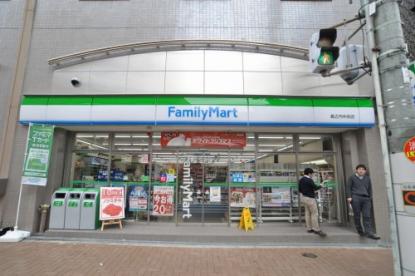 コンビニ　ファミリーマート 島之内二丁目店（コンビニ）まで720m